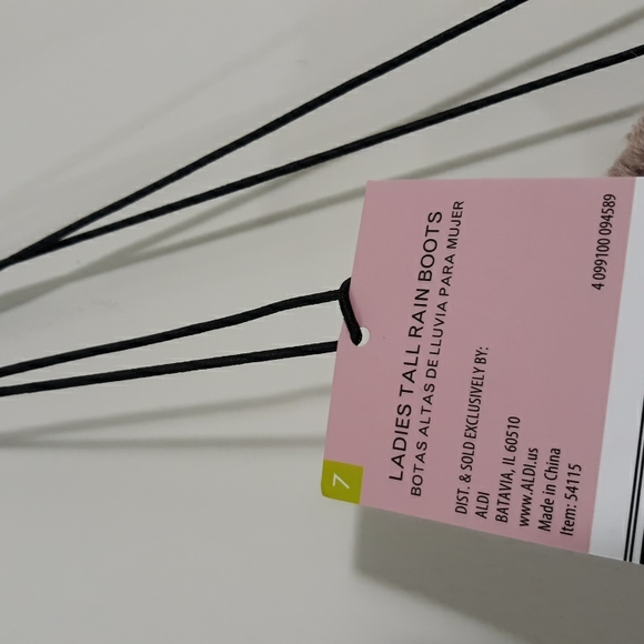 NWT Serra Sz 7 Tall Tan Cableknit Rainboot Liners - Picture 3 of 10